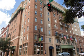 Гостиница Holiday Inn Express Savannah - Historic District, an IHG Hotel  Саванна